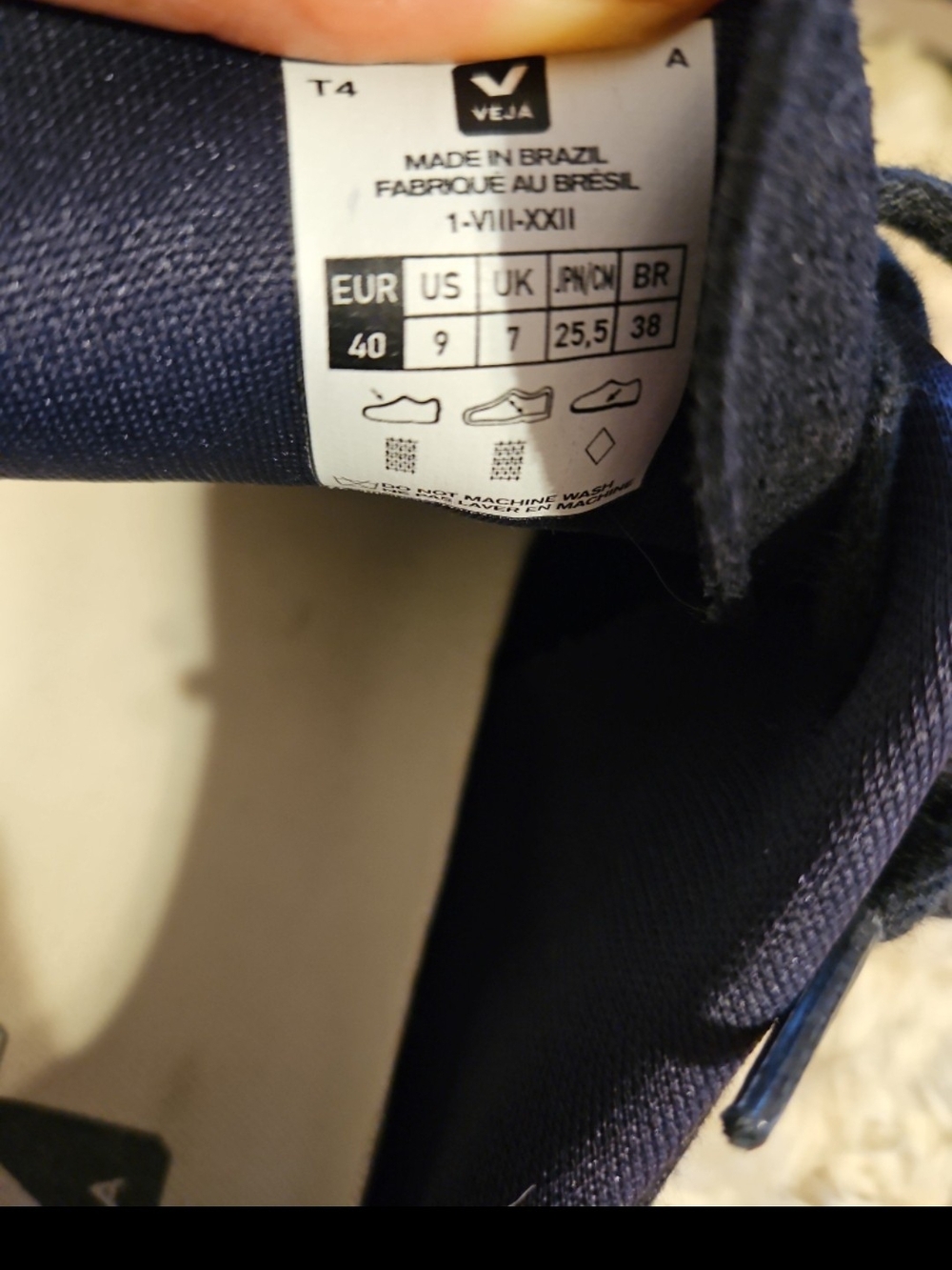 Veja Black and White Sneakers - Picture 5 of 6